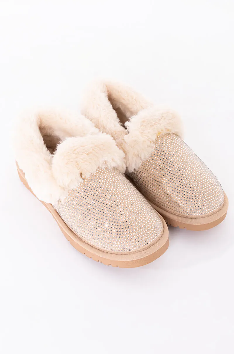 AZALEA WANG COZY ALL NIGHT FLAT SANDAL IN BEIGE
