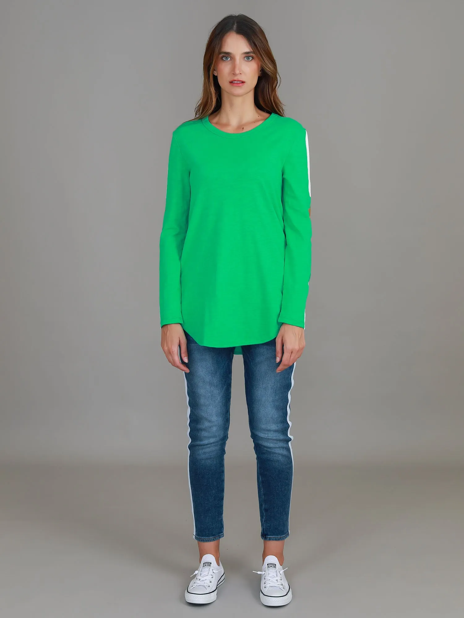 Junee Curved Hem T Shirt