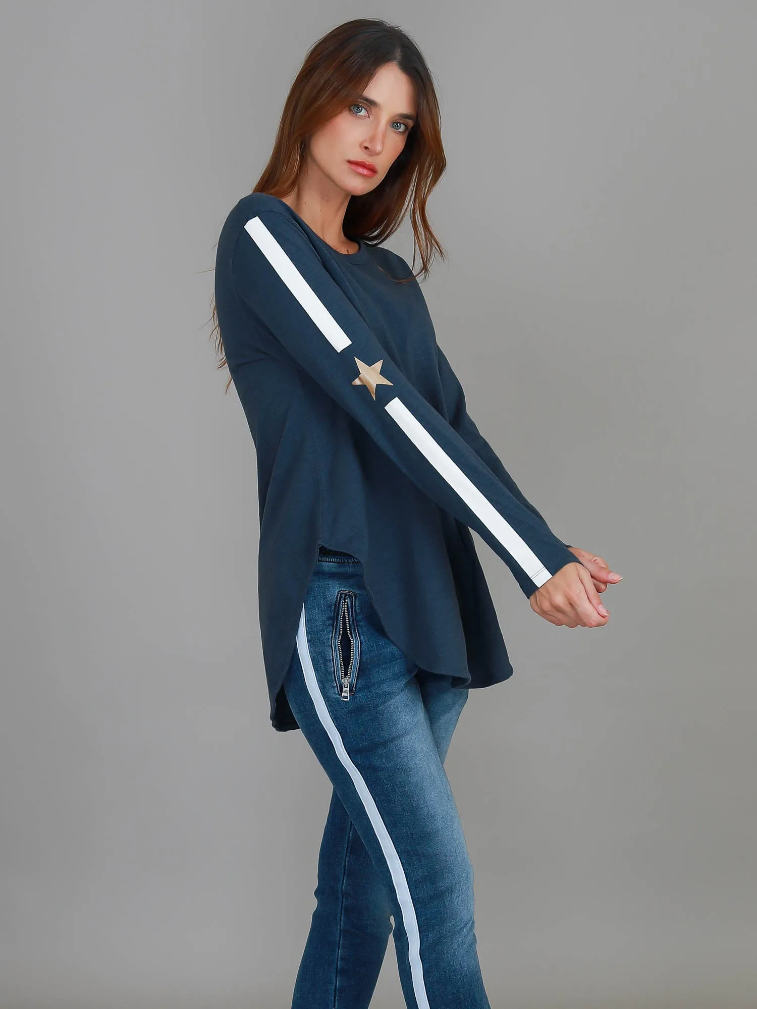 Junee Curved Hem T Shirt