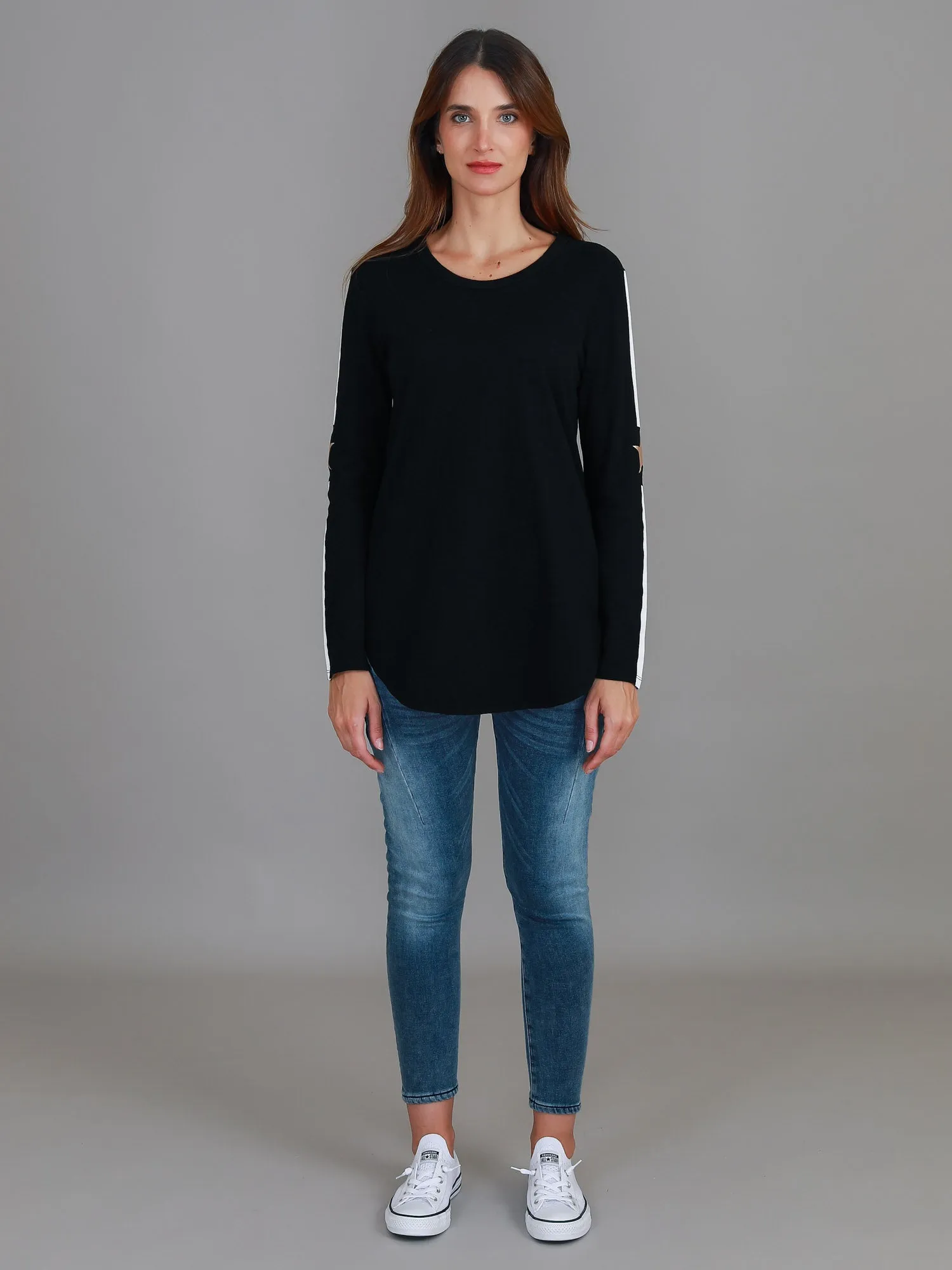 Junee Curved Hem T Shirt