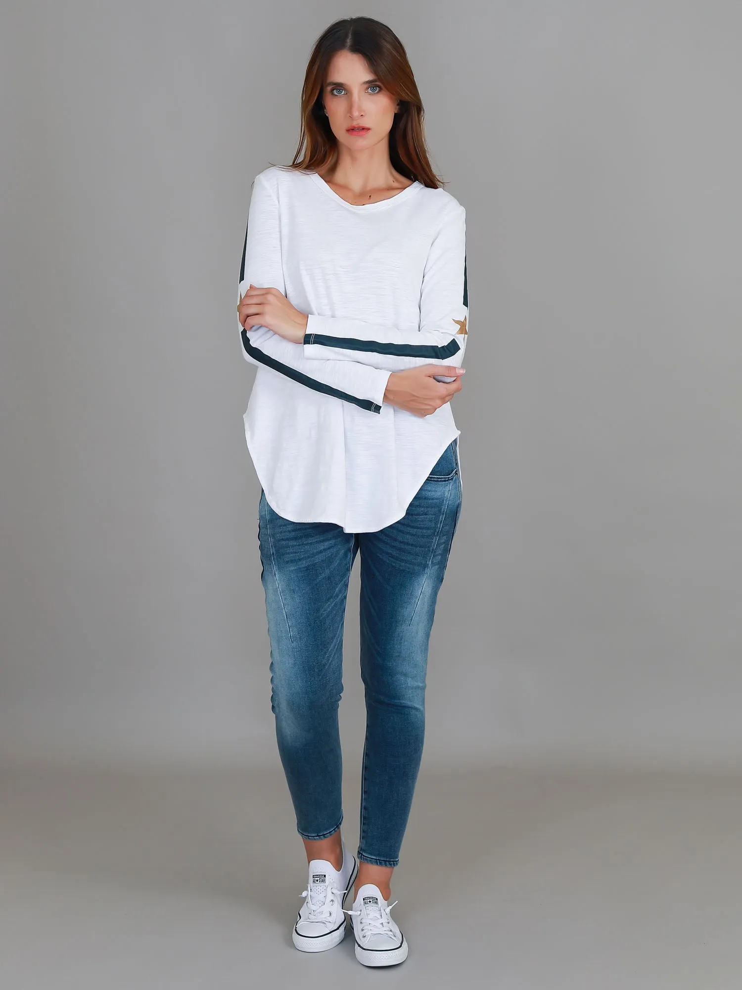 Junee Curved Hem T Shirt