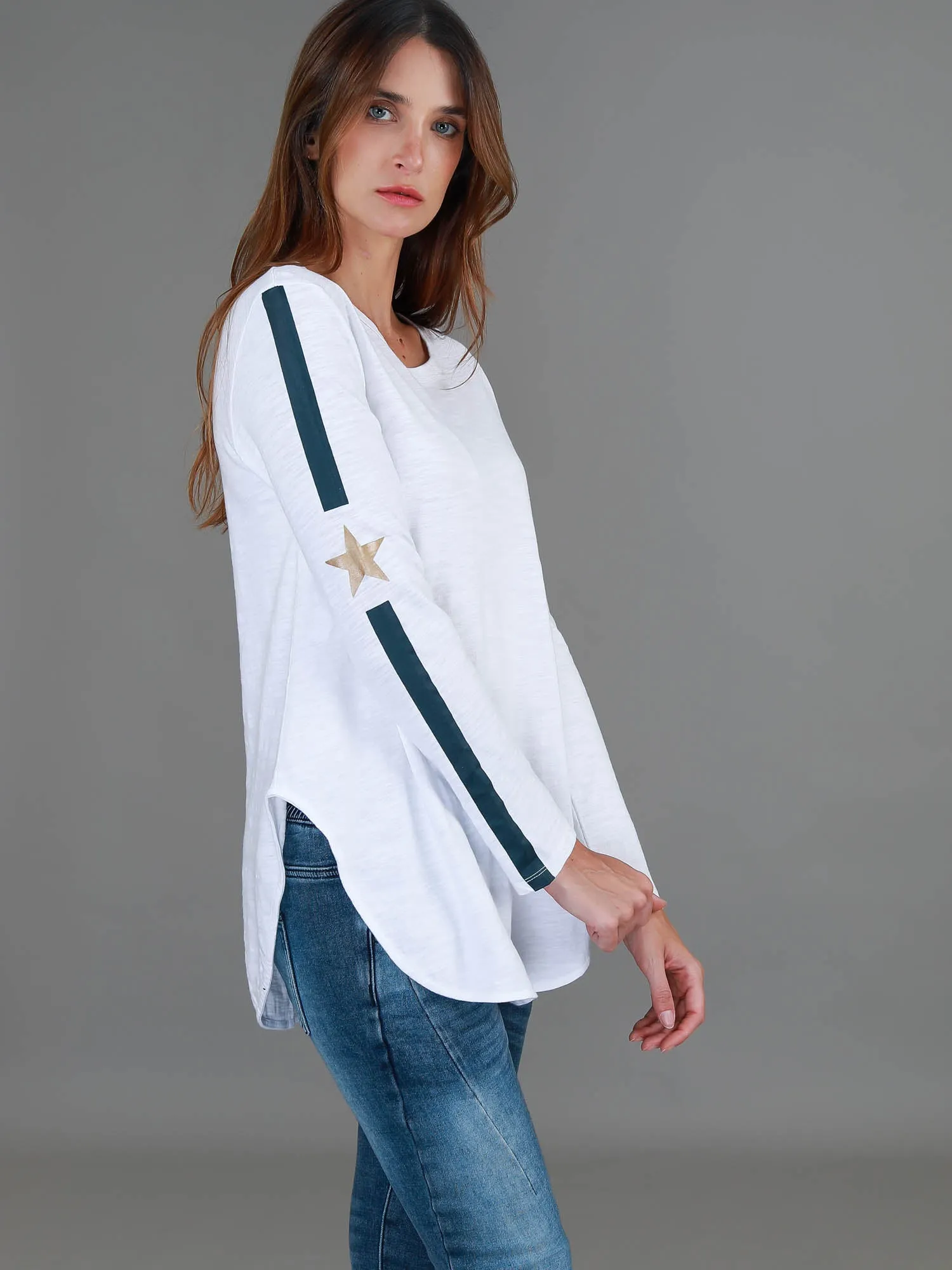 Junee Curved Hem T Shirt