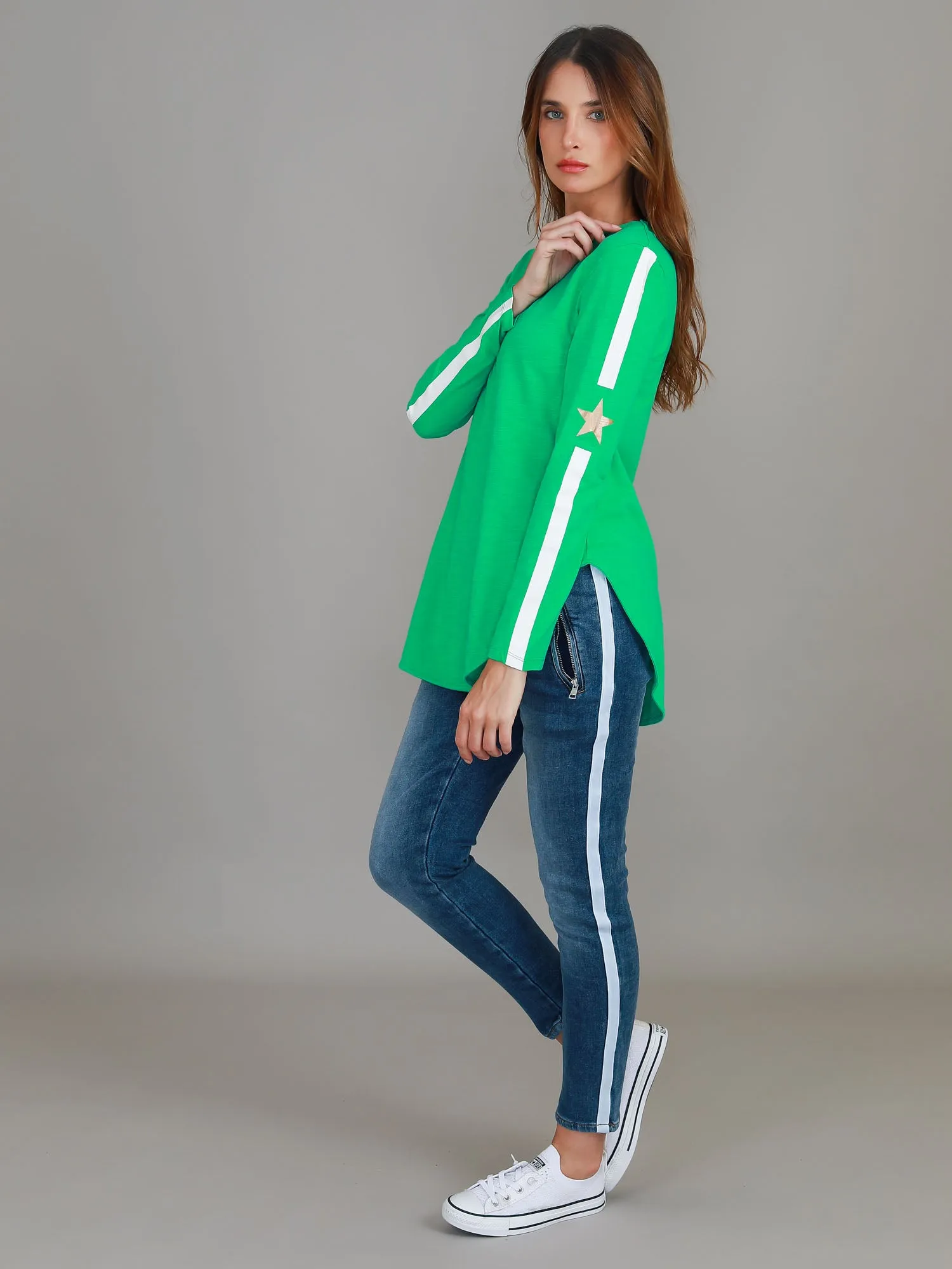 Junee Curved Hem T Shirt