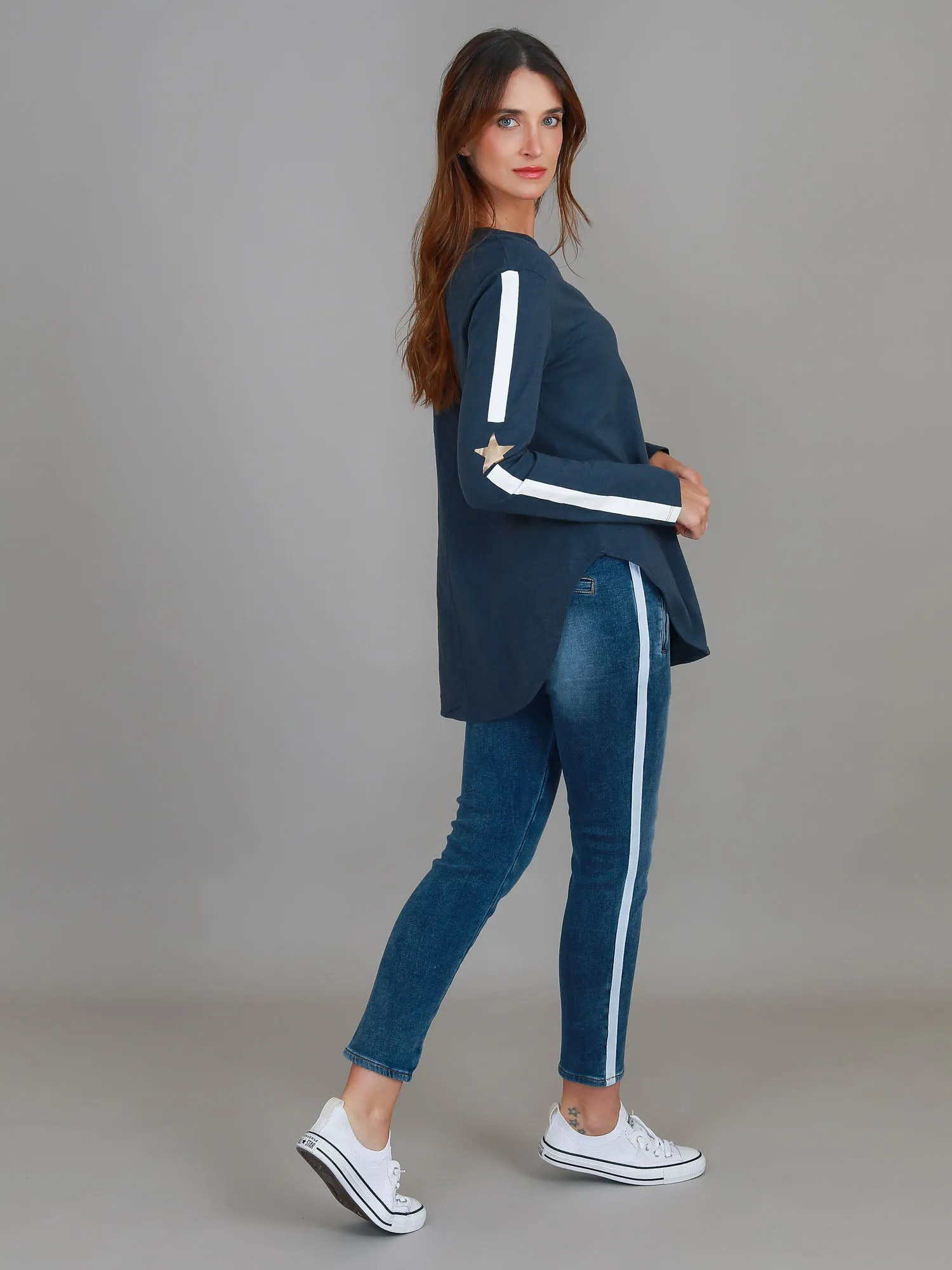 Junee Curved Hem T Shirt