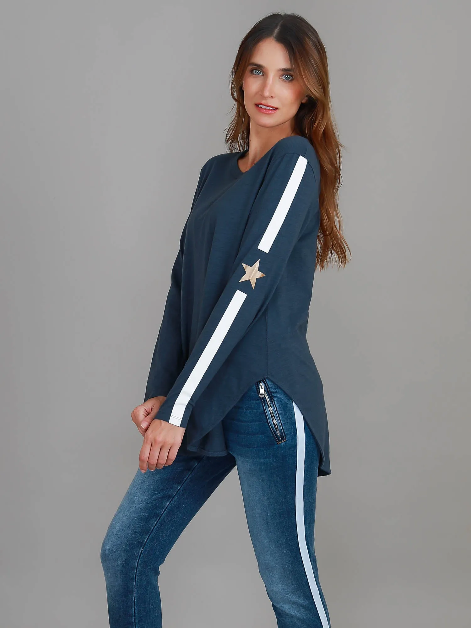 Junee Curved Hem T Shirt