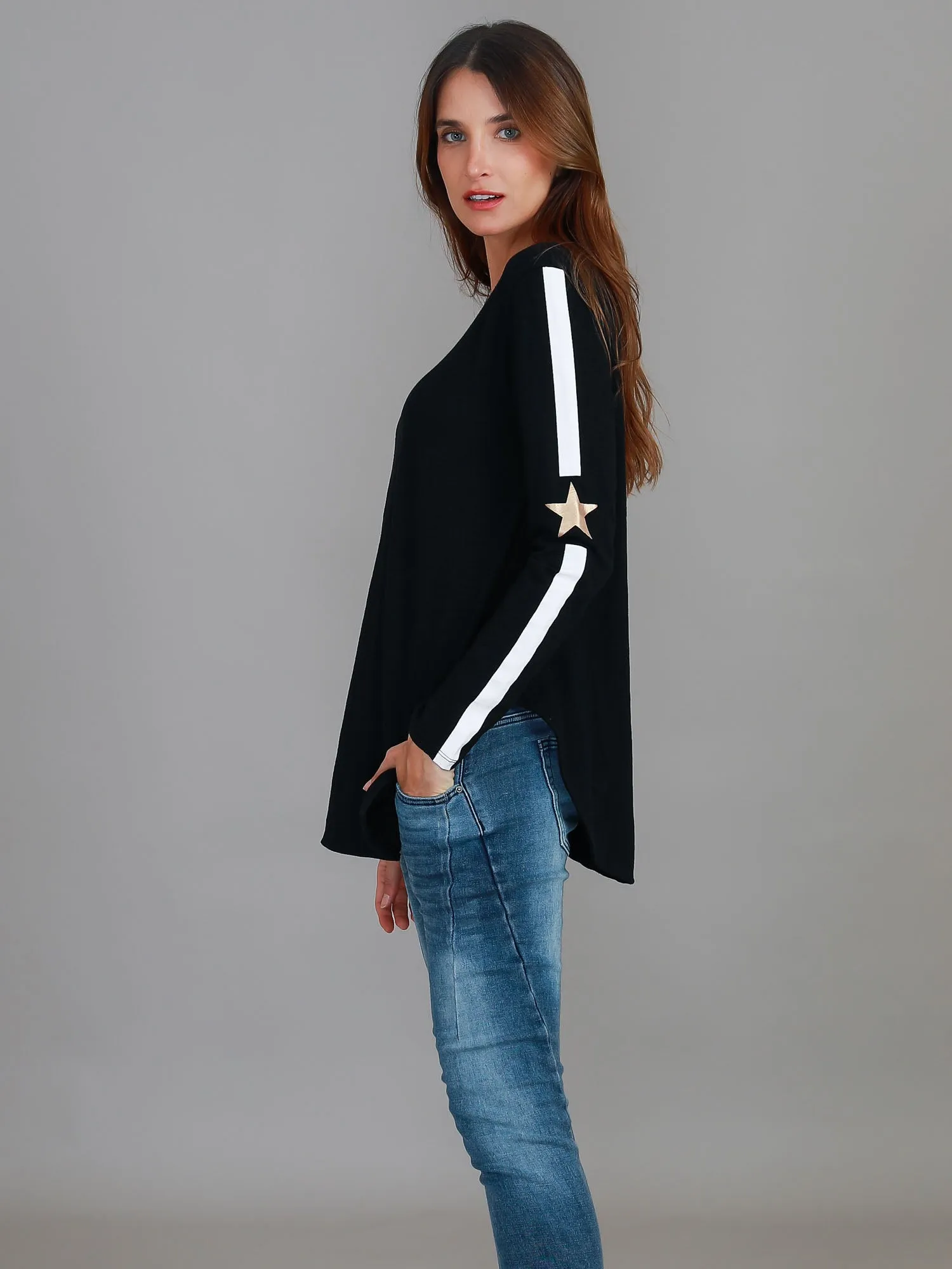 Junee Curved Hem T Shirt