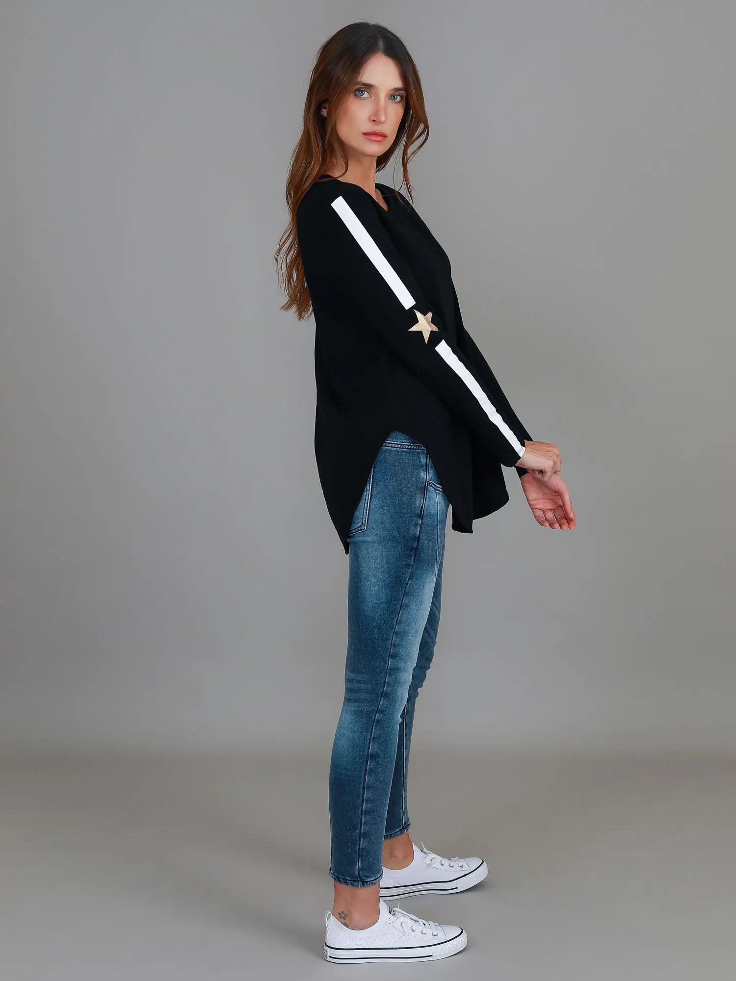 Junee Curved Hem T Shirt