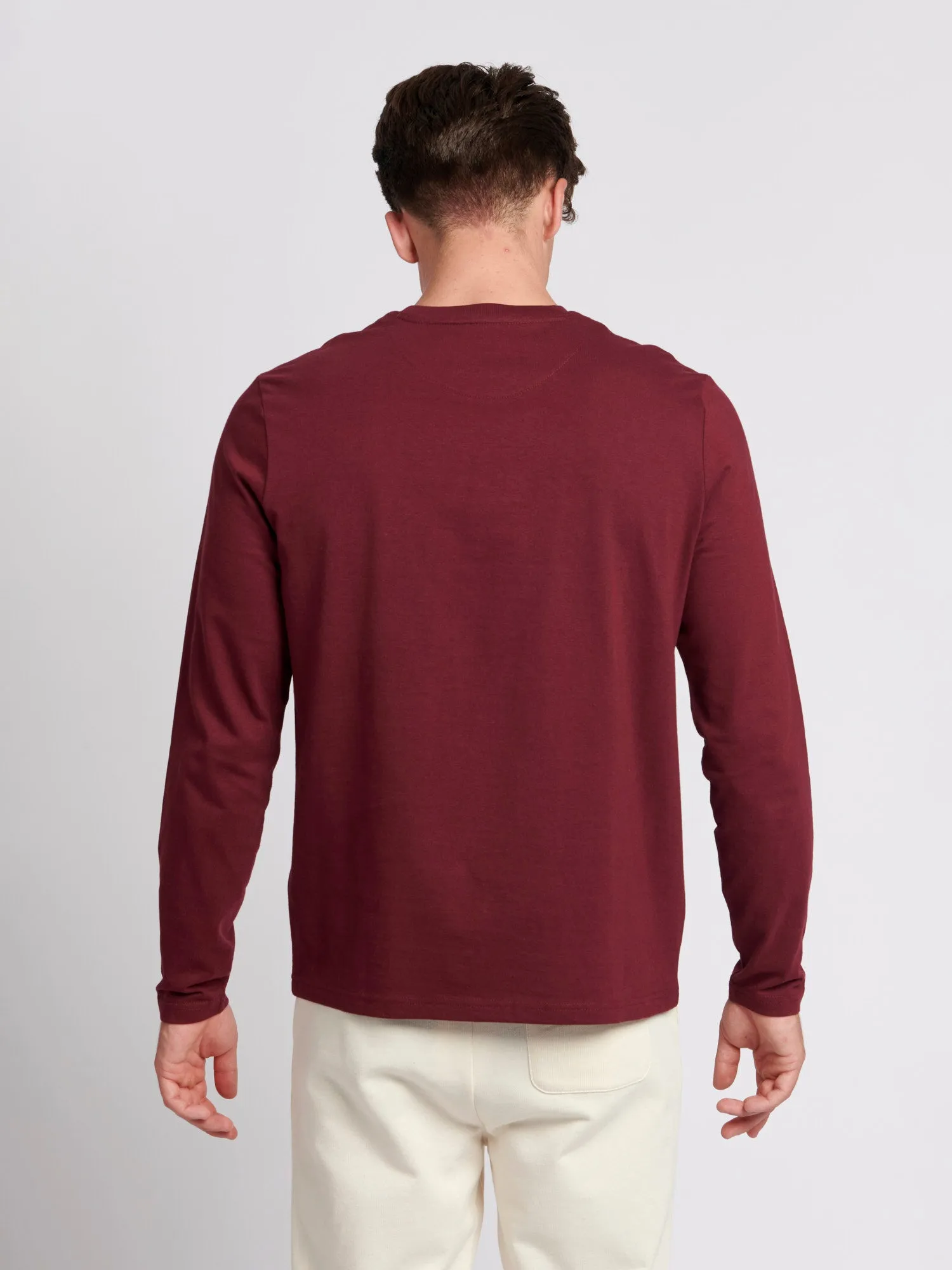 Men Arch Graphic Long Sleeve T-Shirt in Windsor Wine