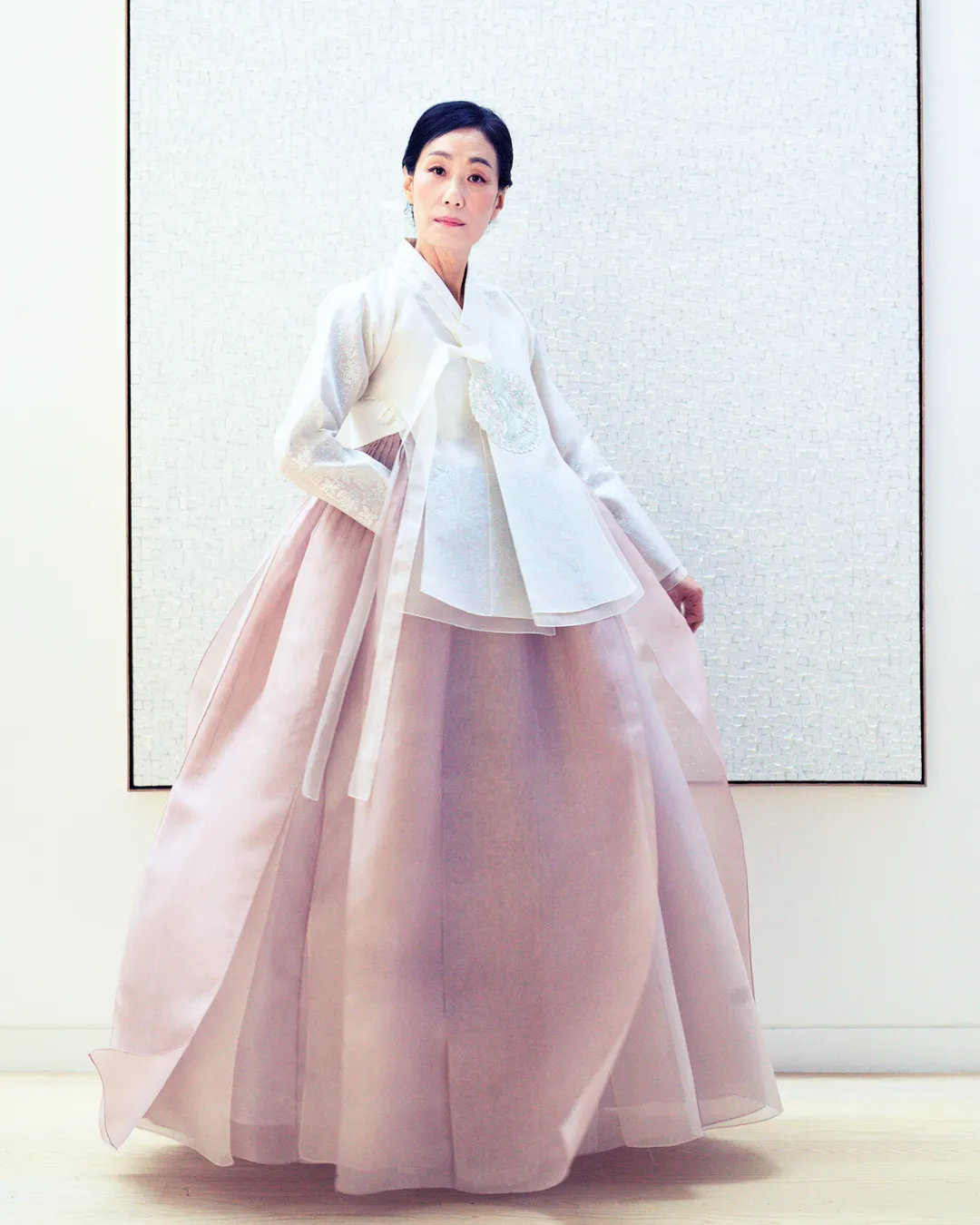 White long sleeved dangui (top) & Double layered panel skirt with embroidery on back